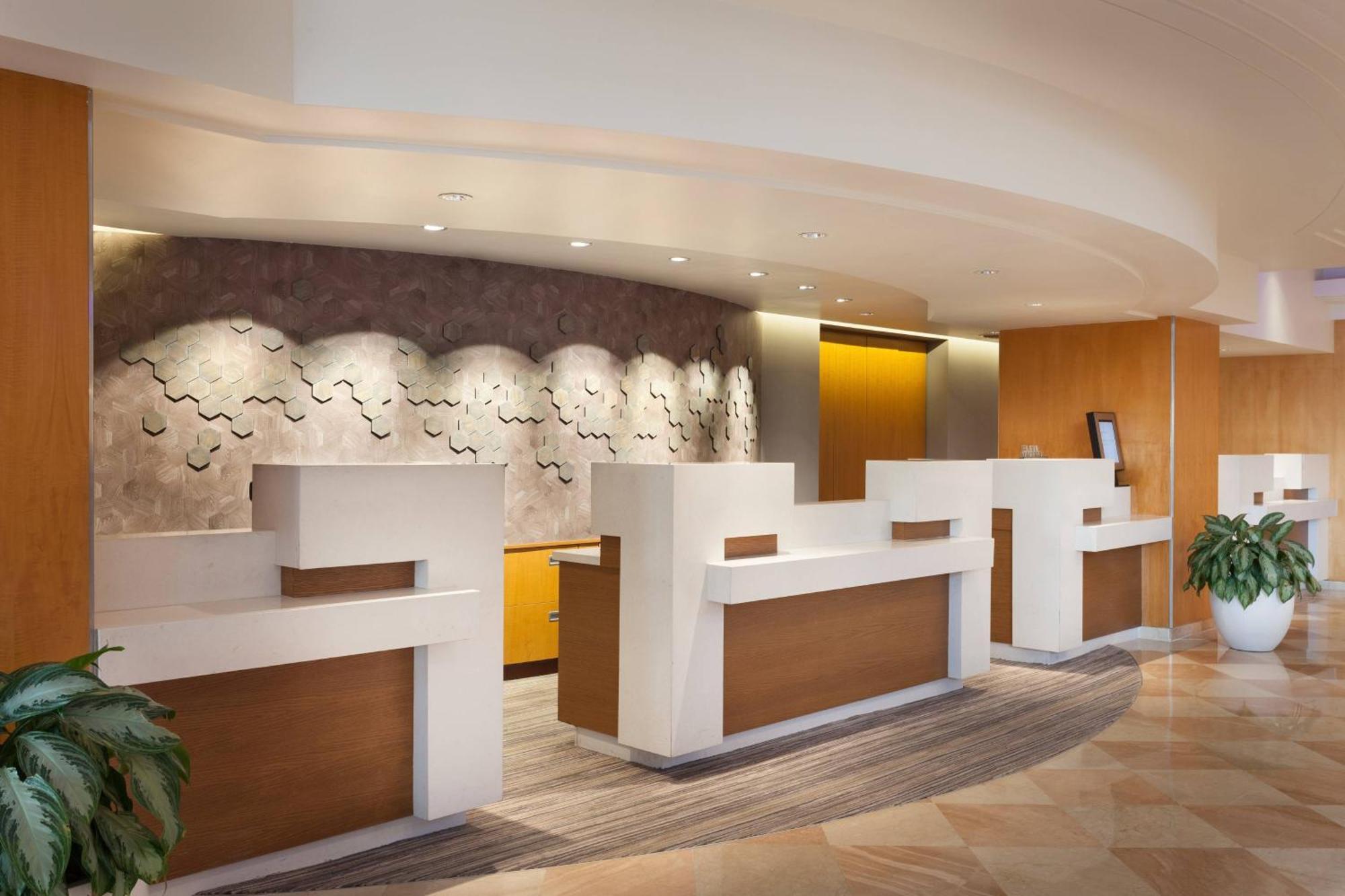 Fort Lauderdale Marriott Harbor Beach Resort & Spa Dış mekan fotoğraf